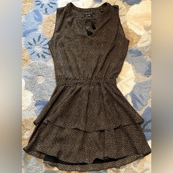 Maison Scotch | Scotch & Soda Sleeveless Tiered Geometric Mini Dress w Tassels - Picture 3 of 8